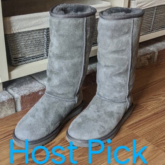 UGG Shoes - 💕Host Pick💕Tall Classic Grey UGG Boots